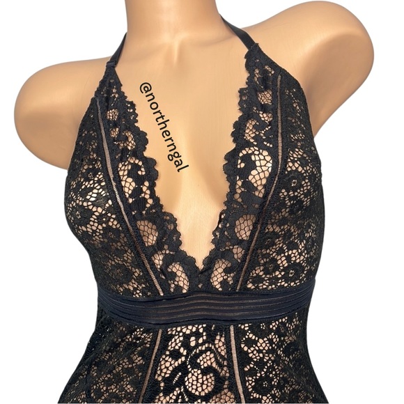 Victoria’s Secret Lace Plunge Slip Garter Set - Picture 5 of 17